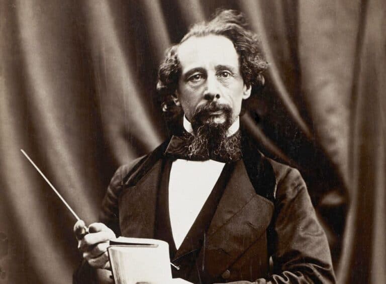 Charles Dickens, fotografiado por Herbert Watkins en 1858 (recortado) Wikimedia Commons