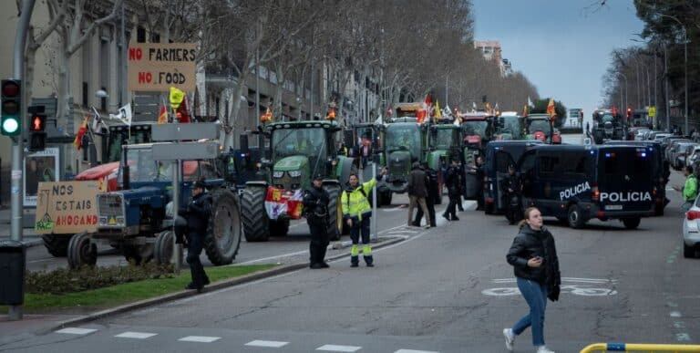 Agricultores europeos: protestas que exponen problemas estructurales