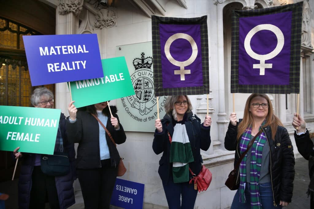 El género no equivale al sexo, dice el Tribunal Supremo británico