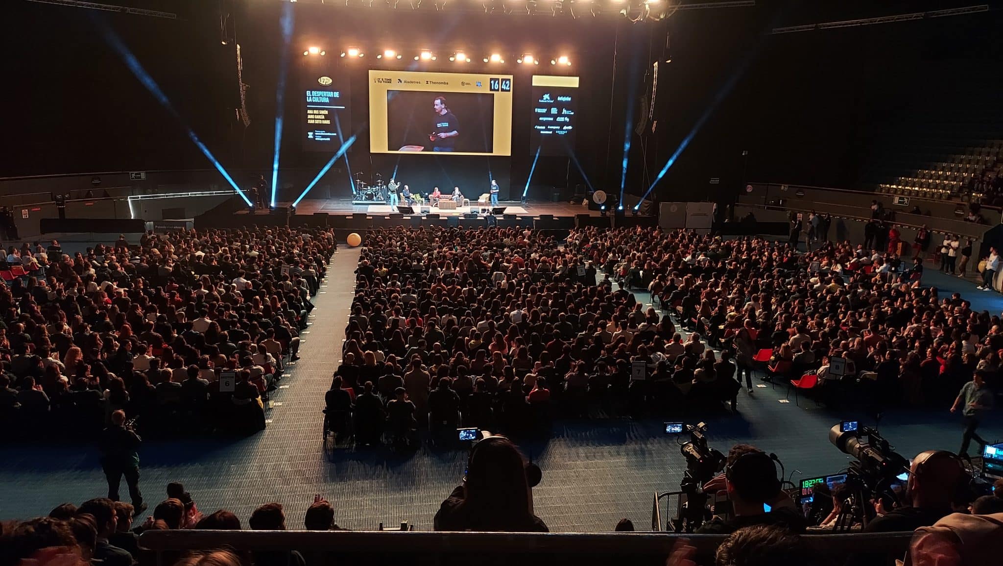 El Despertar, el fenómeno de una generación en búsqueda de sentido