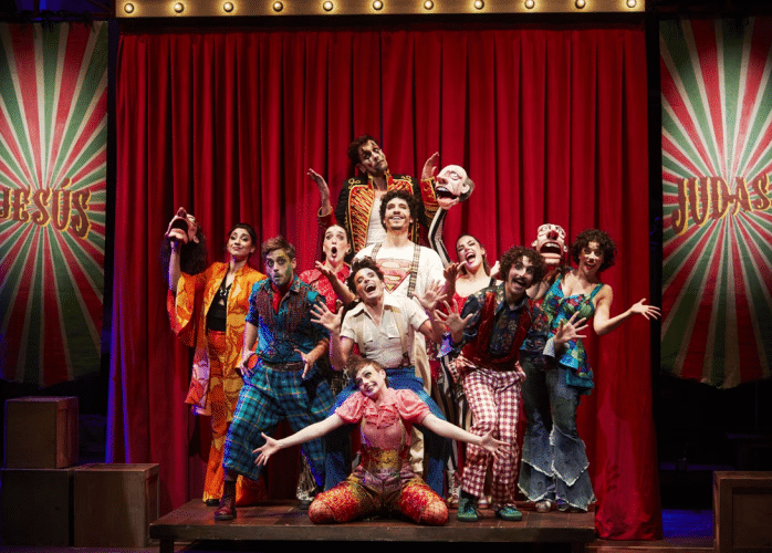 “Godspell”: cómo llevar a Dios al teatro sin perder la fe por el camino