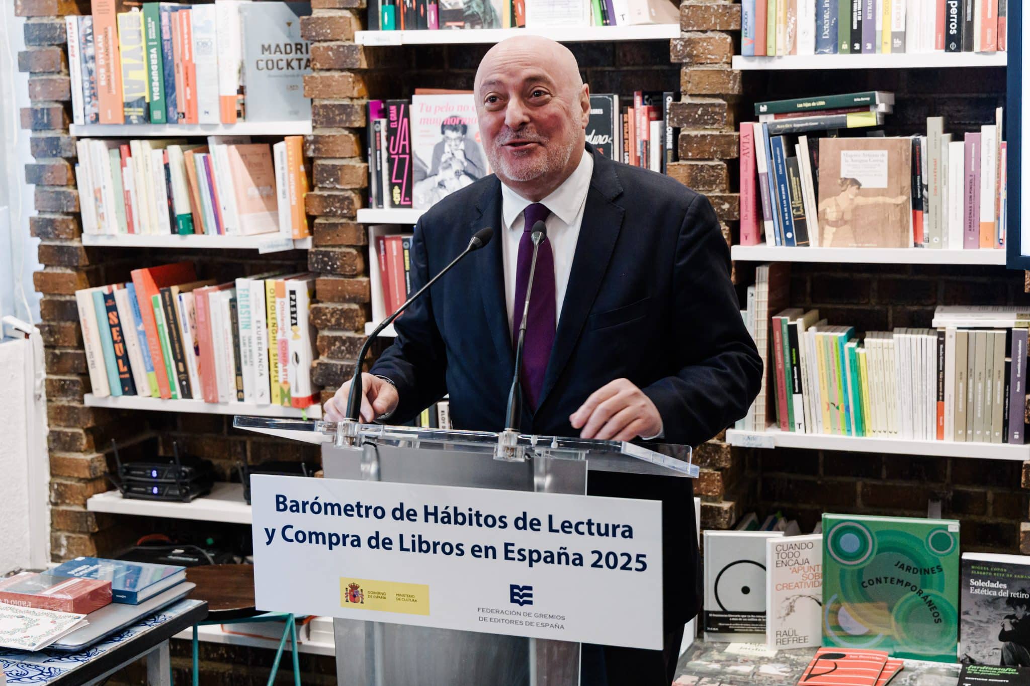 Informe sobre hábitos de lectura: cuatro conclusiones (y una sospecha)