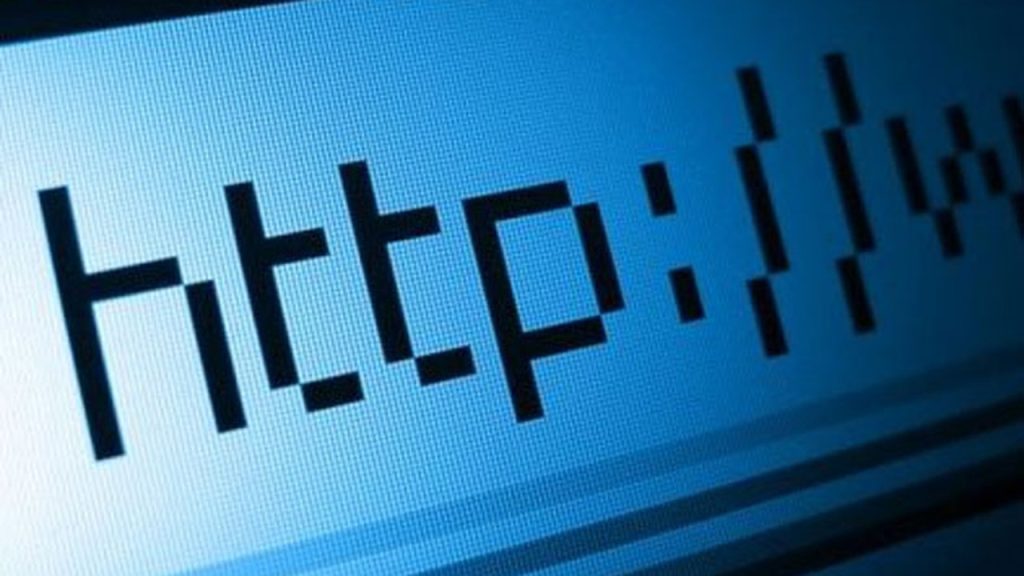 ¿Cómo comprar un dominio web y potenciar tu presencia online?