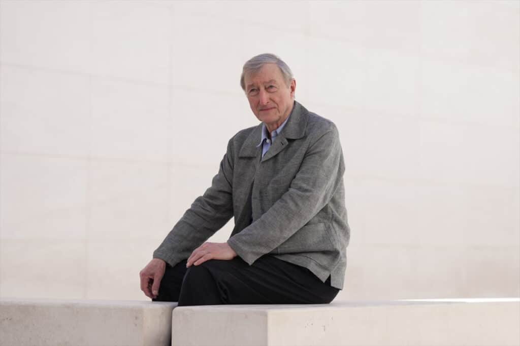 Julian Barnes